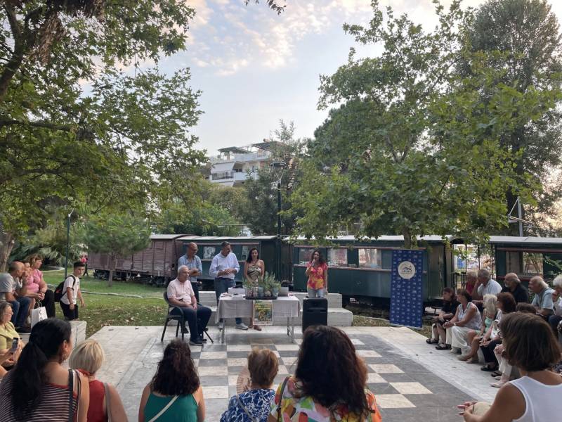 Καλαμάτα: Με επιτυχία η τελετή βράβευσης του διαγωνισμού “Ανθίζει η πόλη, όταν ανθίζουν τα μπαλκόνια μας”