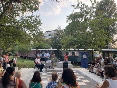 Καλαμάτα: Με επιτυχία η τελετή βράβευσης του διαγωνισμού “Ανθίζει η πόλη, όταν ανθίζουν τα μπαλκόνια μας”