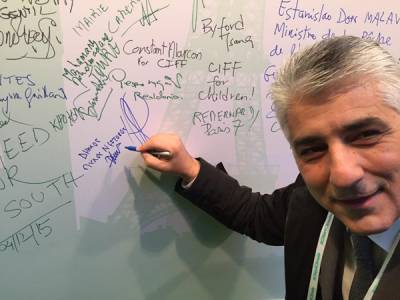 Ο Καφαντάρης στο Παρίσι για την κλιματική αλλαγή (φωτογραφίες)