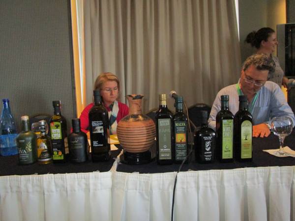 Τα βραβεία στο διαγωνισμό του 3ου Φεστιβάλ Ελαιολάδου και Ελιάς Καλαμάτας