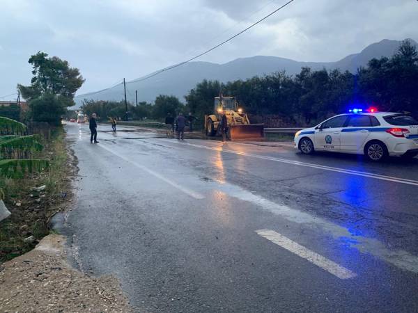Πλημμύρισε ξανά η εθνική Κυπαρισσίας - Φιλιατρών