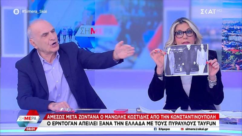 Ο Βαρεμένος άρπαξε το χαρτί από την Καραμανλή: «Ελεεινή υποκρισία Τσίπρα», φώναζε (βίντεο)