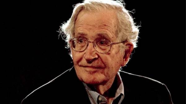 Ν. Τσόμσκι: Οι θεσμοί πρέπει να ντρέπονται για τον εαυτό τους