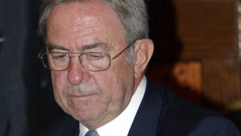 Το ύστατο χαίρε στον τέως βασιλιά Κωνσταντίνο (βίντεο)