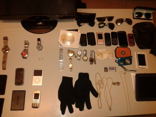 4 Αλβανοί είχαν ρημάξει εξοχικά και ενοικιαζόμενα δωμάτια στην Πυλία