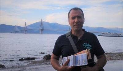 Χρήστος Καραθανάσης: Ο λαχειοπώλης της Πάτρας με το "χρυσό" χέρι