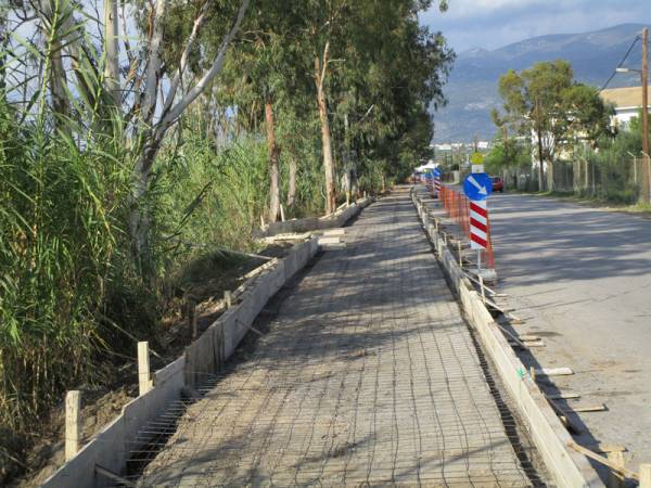 Εργασίες ανάπλασης της όχθης του Αρι