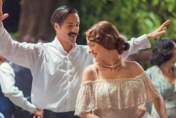 Συνεχίζεται η προβολή της "Μικράς Αγγλίας" στην Καλαμάτα (βίντεο)