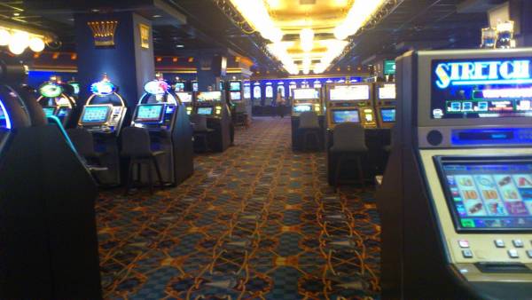 Η ΓΣΕΕ στο πλευρό των εργαζομένων του Καζίνο Λουτρακίου