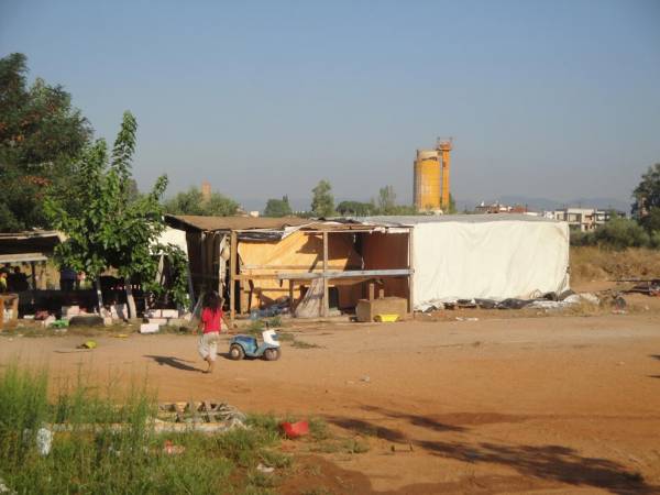 Ωρα αποφάσεων για τους τσιγγάνους της Αγίας Τριάδας