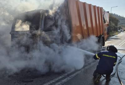 Φωτιά εν κινήσει σε απορριμματοφόρο του Δήμου Πύλου - Νέστορος
