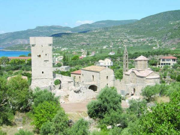 Χωρίς φύλακα το Συγκρότημα Μούρτζινων - Τρουπάκηδων