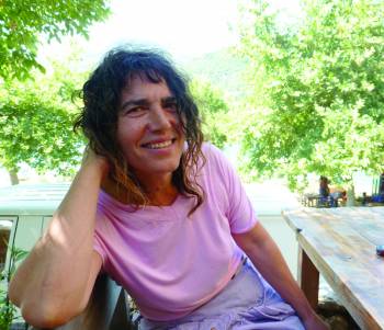 Κανέλλα Μπέγου: H κυρά της λίμνης του Λάδωνα