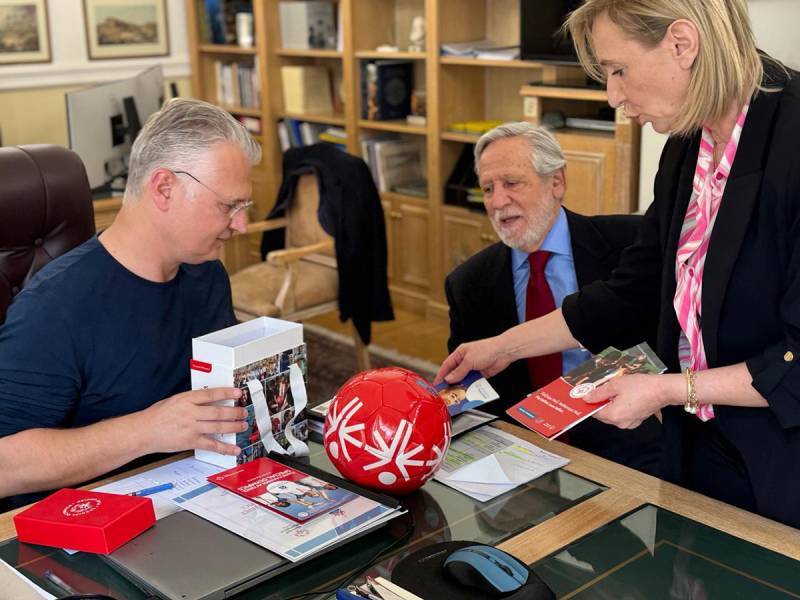 Συνάντηση Πτωχού με στελέχη των Special Olympics Hellas