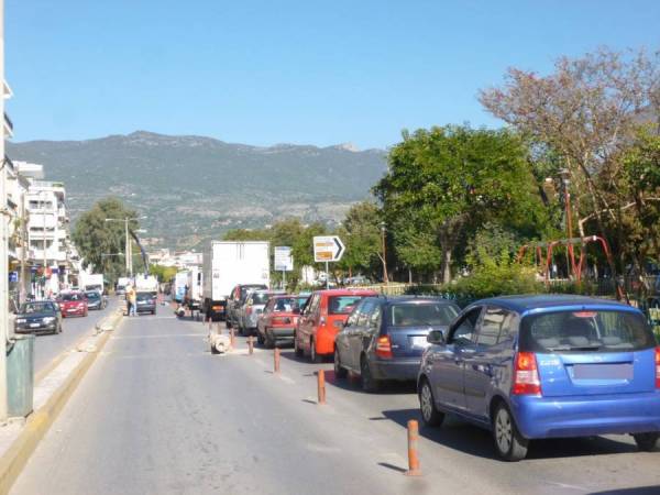 Καλαμάτα: Η έλλειψη συνολικής κυκλοφοριακής μελέτης στο προσκήνιο