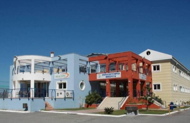 Καλαμάτα: Drive through τεστ στα Εκπαιδευτήρια Μπουγά