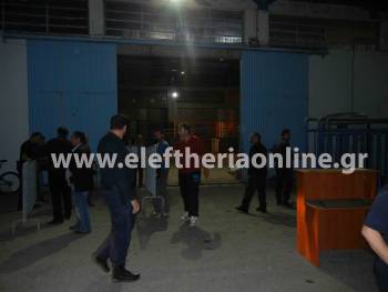 Ετοιμασίες για την υποδοχή των 73 μεταναστών στο λιμάνι της Καλαμάτας