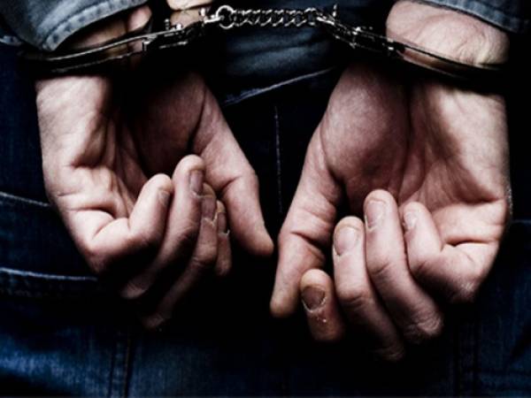 Σύλληψη Σύρου με πολωνικό διαβατήριο στο αεροδρόμιο Καλαμάτας