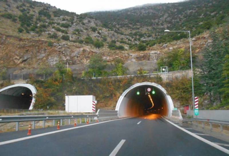 Κυκλοφοριακές ρυθμίσεις στη σήραγγα Αρτεμισίου