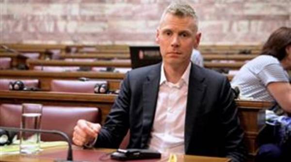 Λεγκρέν: Αυτό που έγινε ήταν η διάσωση των πιστωτών της Ελλάδας κι όχι διάσωση της Ελλάδας