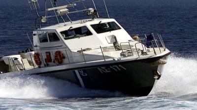 Διάσωση 76 μεταναστών ΝΔ της Ζακύνθου - Αναμένονται τα μεσάνυχτα στην Καλαμάτα