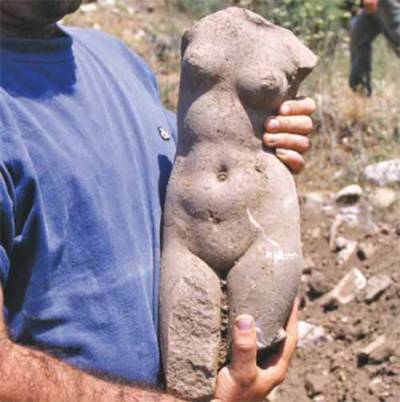 Πέτρος Θέμελης: &quot;Οι αρχαίοι δεν είχαν τους δικούς μας ηθικούς φραγμούς στον έρωτα”