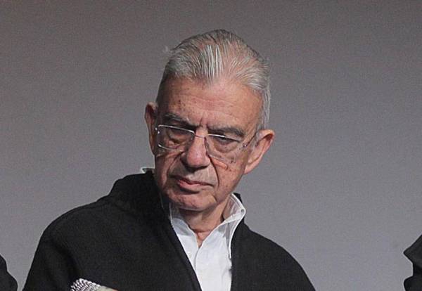 Τo τελευταίο μυθιστόρημα του Μένη Κουμανταρέα