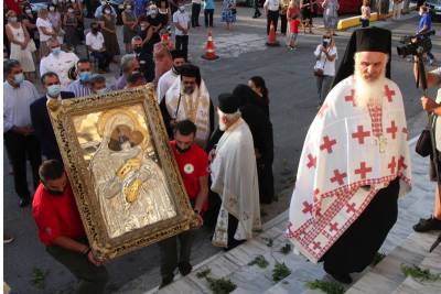 Καλαμάτα: Υποδέχτηκαν την εικόνα από τη Μονή Δήμιοβας (φωτογραφίες)