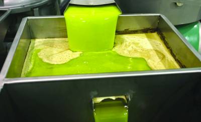 Τη λαδόπιτα ολάκερη και τον Τυνήσιο χορτάτο