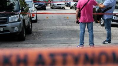 Πυροβολισμοί με καλάσνικοφ στην Ελευσίνα - «Γάζωσαν» δύο σπίτια (βίντεο)