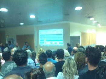 Αγωνία στα εκλογικά κέντρα Αναστασόπουλου και Τσώνη στη Μεσσήνη