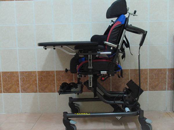 Η κοινωνία αντιμετωπίζει ρατσιστικά τους ανάπηρους