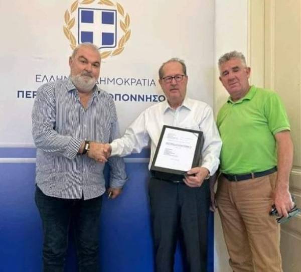 Λεβεντάκης σε Νίκα για ανάπλαση γηπέδου Κυπαρισσίας