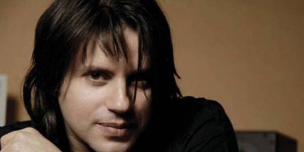 Ο Δημήτρης Κοργιαλάς ζωντανά στο "Route 66" στην Καλαμάτα (βίντεο)