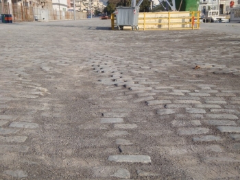 "Κάθισε" η ανάπλαση στο λιμάνι της Καλαμάτας