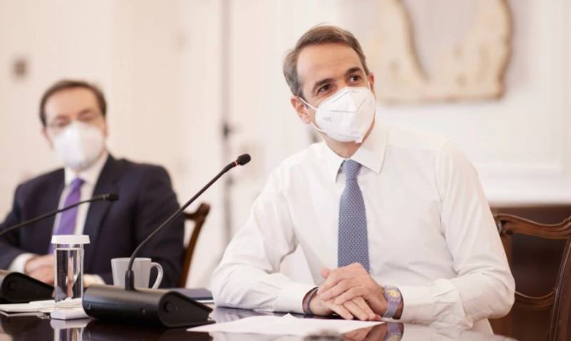 Μητσοτάκης: Από τη Δευτέρα τα self test και στους χώρους εργασίας