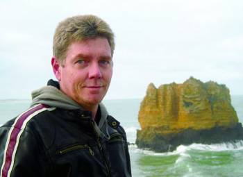 Αλέκος Μάρκελλος: "Δεν θα έφευγα από την Ελλάδα, αν δεν είχα τον πιο σπουδαίο λόγο του κόσμου"