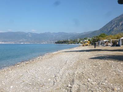 Αλλαξε εικόνα η παραλία της Μικρής Μαντίνειας