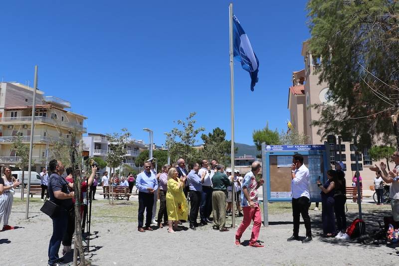 Γαλάζιες Σημαίες σε 9 ακτές της Μεσσηνίας (βίντεο)