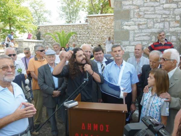 Κατηγορούμενος για απείθεια στο μνημόσυνο της Πηγάδας ο βουλευτής Μπαρμπαρούσης