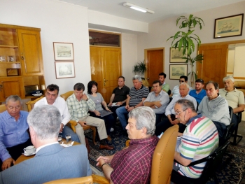 Ανοχή ζητούν οι επαγγελματίες της Παραλίας Καλαμάτας - Δεν παίρνουν θέση για όσους έχουν να πληρώσουν 5 χρόνια