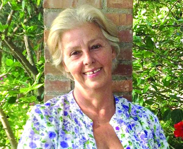 Λουίζα Αναστοπούλου: Η μητέρα του «Comenius» εθελόντρια στο ΚΠΕ