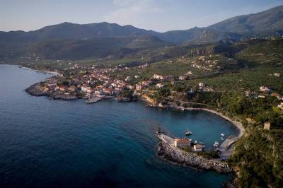 Δήμος Δυτικής Μάνης: Προχωρά η ενεργειακή αναβάθμιση ηλεκτροφωτισμού