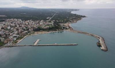 Μελέτη για κτήριο του Λιμενικού Ταμείου στην Κυπαρισσία