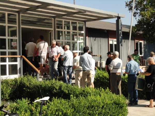 Ουρές στα γραφεία της ΔΕΗ για την πληρωμή λογαριασμών