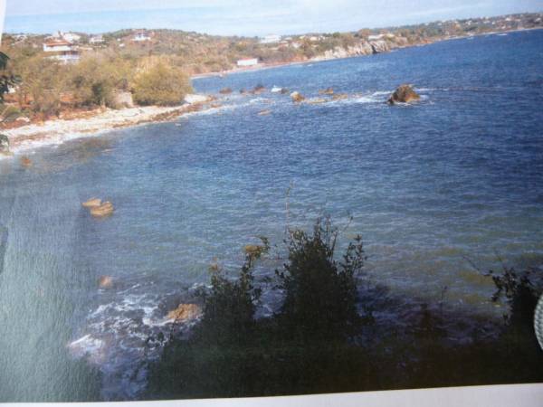 Προστασία της ακτής στη βίλα Καλτσίδη