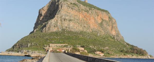 Πυρομαχικό εντοπίστηκε στη Μονεμβασιά