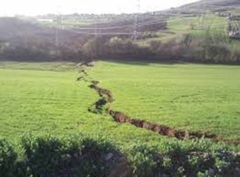 Περίεργο ρήγμα στην περιοχή του Σπαθοβουνίου