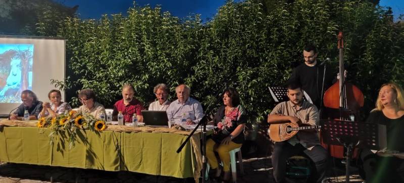 Ανω Πόλη Κυπαρισσίας: Βραδιά αφιερωμένη στον Μιχάλη Κατσαρό (φωτογραφίες)