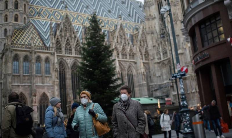 Αυστρία: Υποχρεωτικός εμβολιασμός για όλους άνω των 14 ετών από 1η Φεβρουαρίου